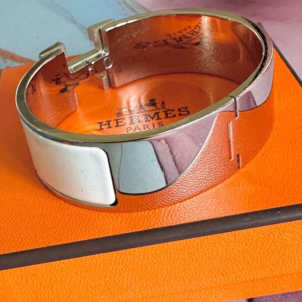 HERMES Clic Clac H bracelet White/Sliver - Picture 7 of 13